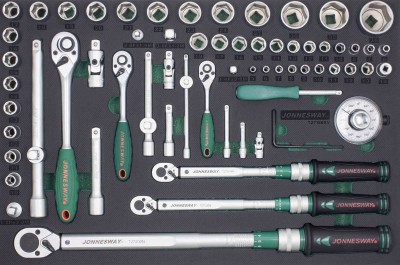 Jonnesway T27166SV Набор ключей динамометрических 1/4"DR 2-10 Нм, 3/8"DR 10-60 Нм , 1/2"DR  40-200 Hм и головок торцевых с аксессуарами в EVA ложементе, 66 предметов T27166SV