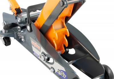 Ombra OHT225C Домкрат подкатной 2.5 т. с фиксатором в кейсе, 140-387 мм OHT225C